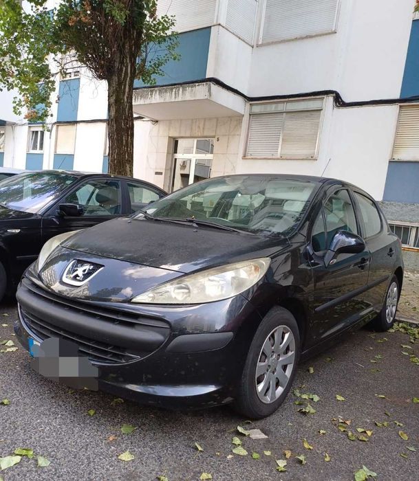 Peugeot 207 Ano 2006 potência 1400