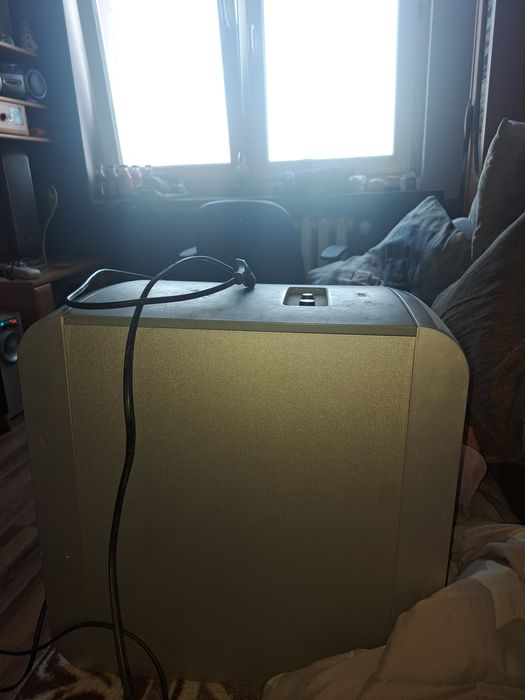 Subwoofer basowy