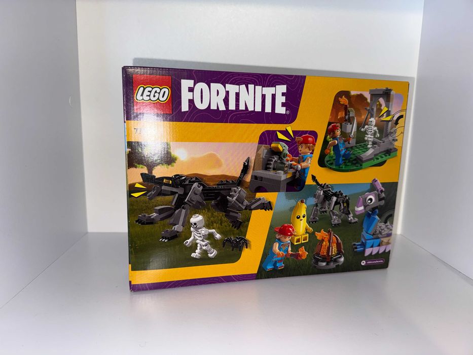 S0021. Zestaw LEGO Fortnite 77075-1 Peely & Sparkplug's Camp