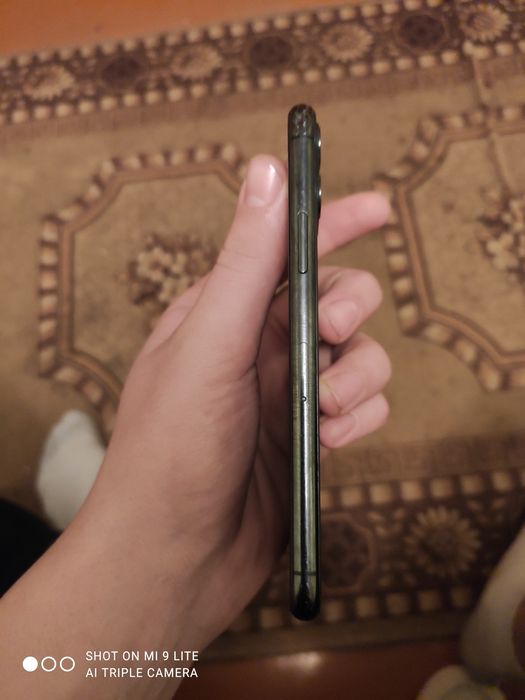 Продам iPhone 11 pro