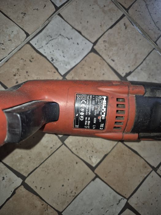 Torna Hilti 600w