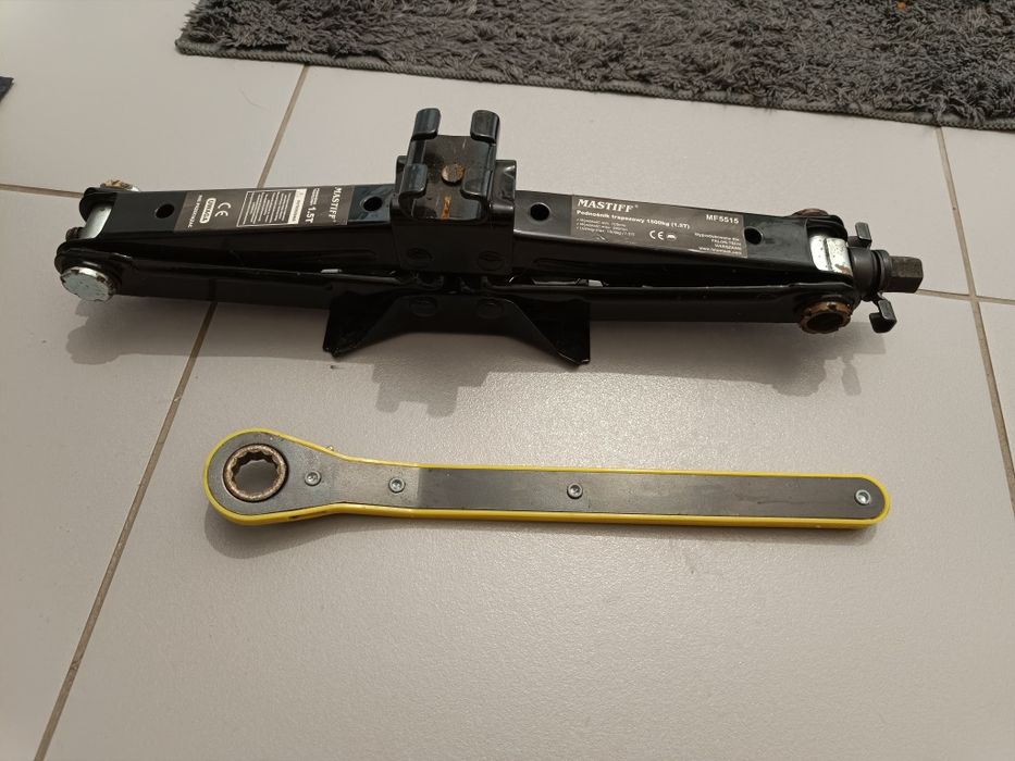 Podnośnik trapezowy