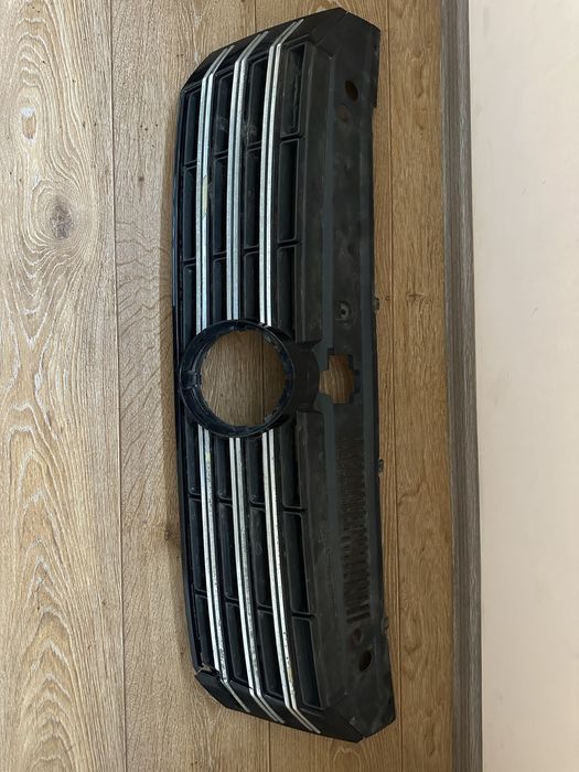 Решітка радіатора passat b7 nms