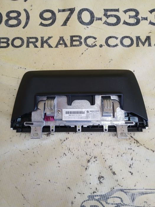 Дисплей мультимедия BMW X1 2017