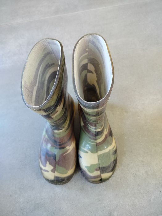 Kalosze rozm. 28