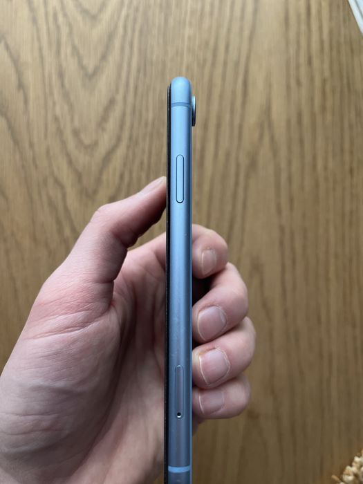 Iphone XR 64gb в ідеальному стані.