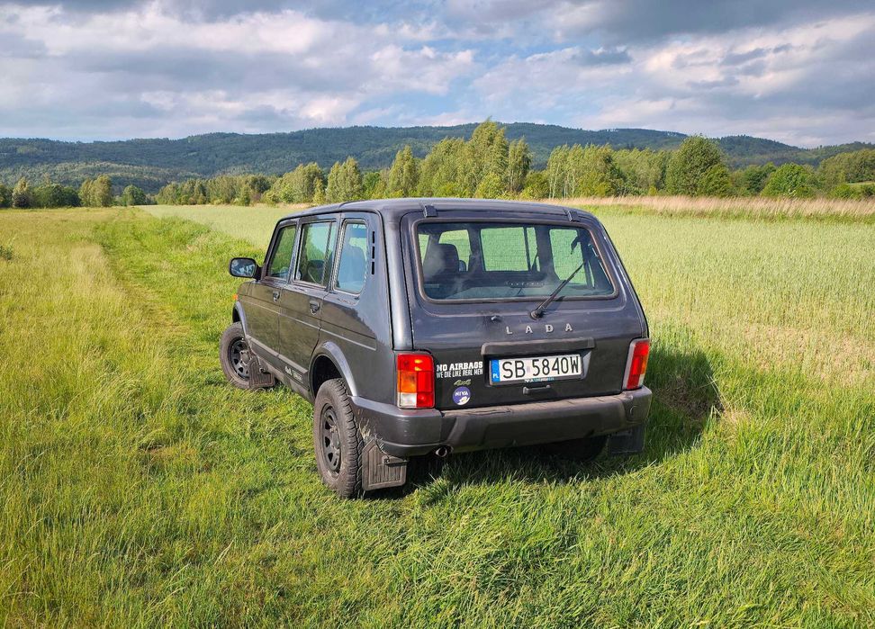 Łada niva 4x4 Urban 5D