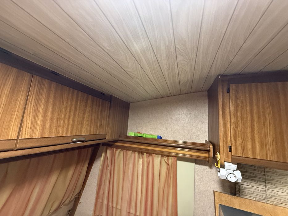 Vendo caravana com documentaçao portuguesa muito estimada
