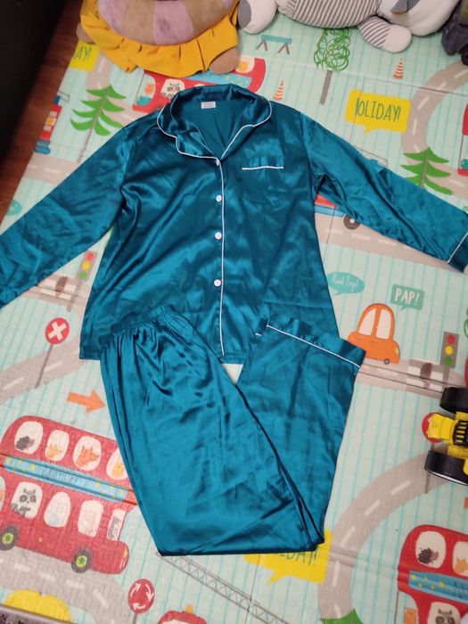 Піжама жіноча атласна