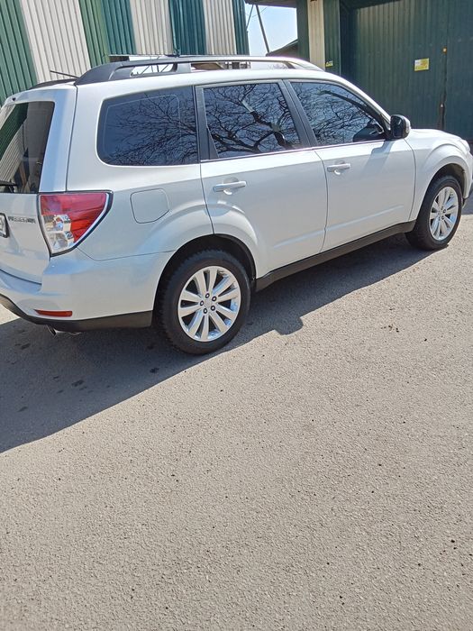 Продам Subaru Forester 2.0 2011