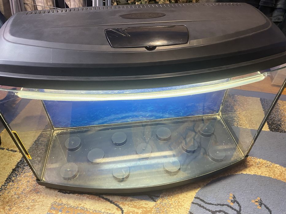 Акваріум 30х80 в хорошому стані