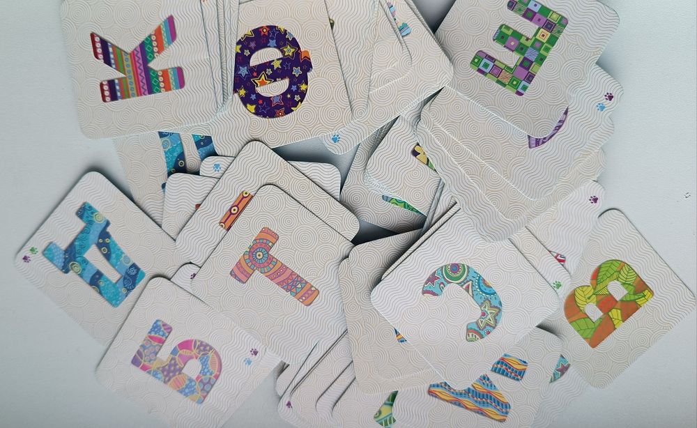 Навчальна гра Звіролітери