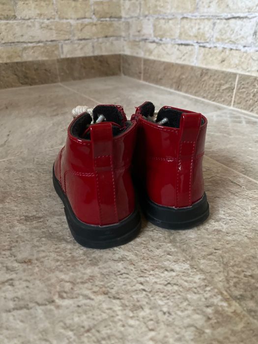 Черевички для дівчинки