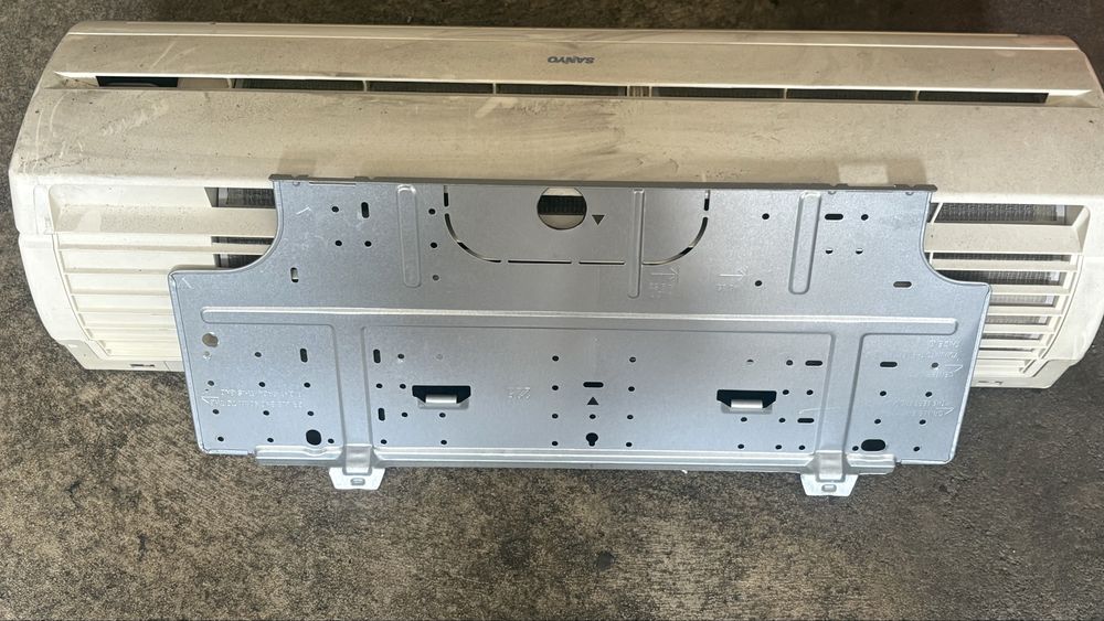 Ar Condicionado Sanyo 12000 BTU Quente/Frio Completo