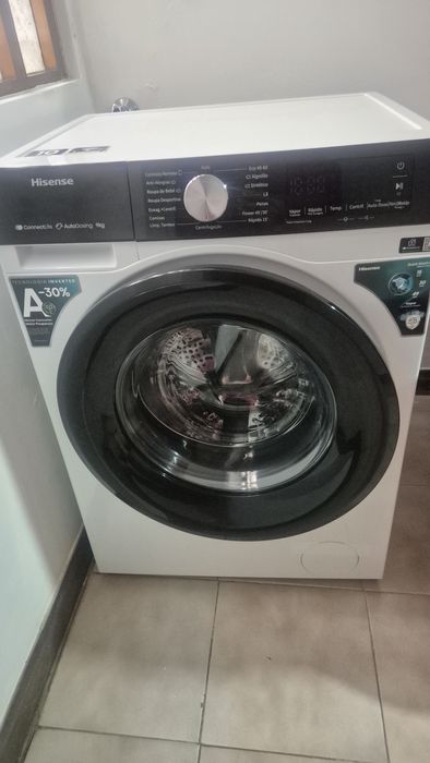 Vendo máquina lava roupa na garantia