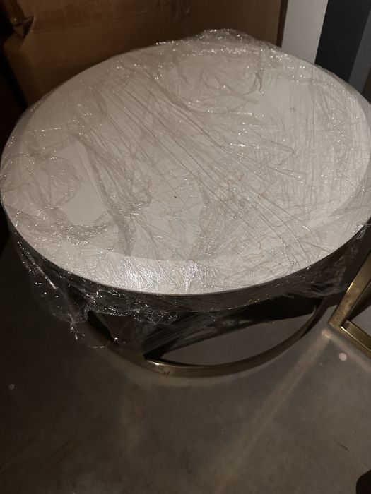 Mesa de centro com pedra