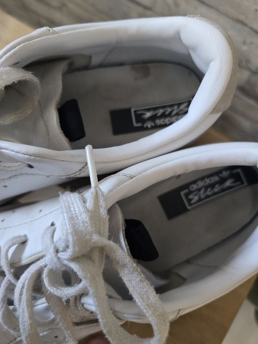 Skórzane buty Adidas rozmiar 40 i 2/3