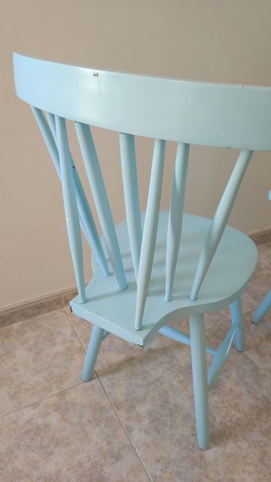 Cadeiras de madeira rabo de bacalhau