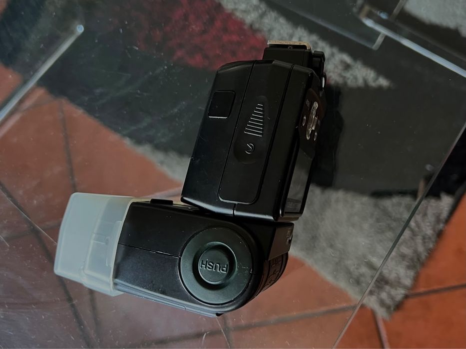 Nikon Speedlight SB-80DX | Flash