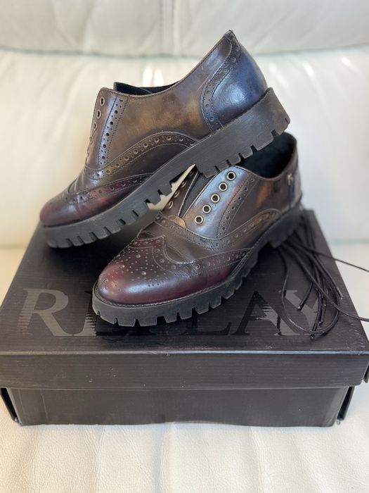 Продам туфли Repllay