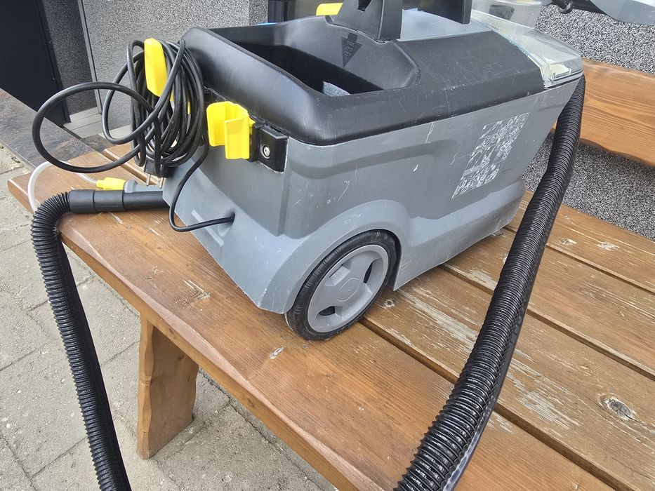 Odkurzacz piorący Karcher Puzzi 10/1