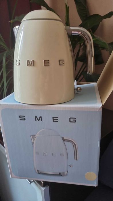 Чайник електричний Smeg 50 Style,  1,7 л, бежевий , Великобританія