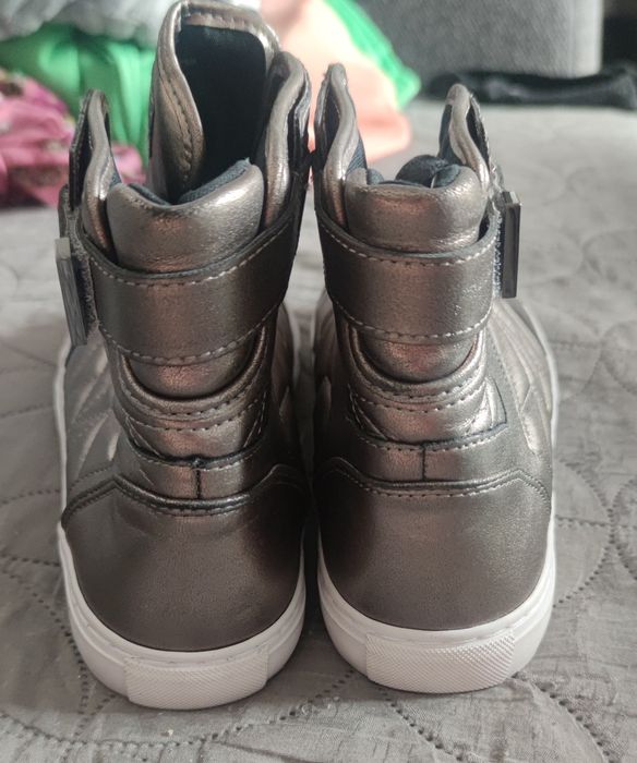 Buty trampki damskie Guess By Guess. Rozmiar 10. Oryginalny