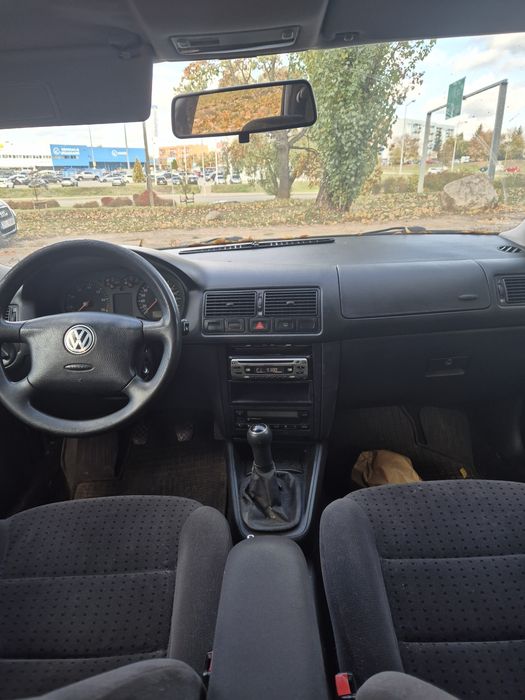 Volkswagen Golf IV 1.6