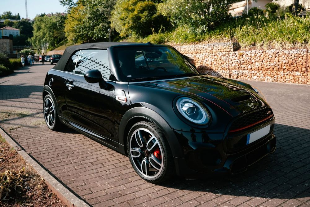 MINI Cabrio John Cooper Works Auto Desportiva