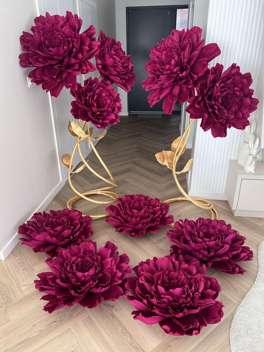 Kwiaty giganty peonie dekoracje urodziny sluby