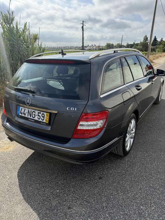 Mercedes-Benz 220 — fotografia 3