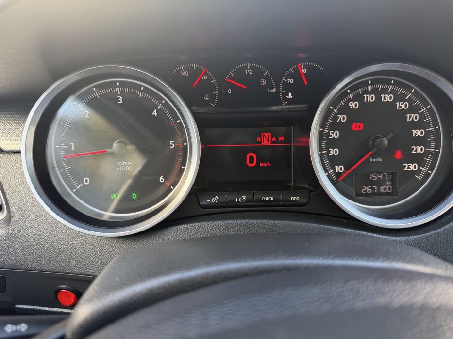 Carinha peugeot 508 sw