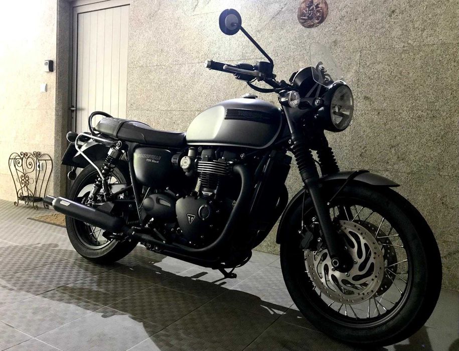 vendo triumph bonneville t120, black edition, impecável, com apenas 24400 kms.