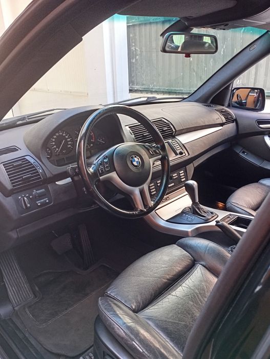 BMW X5 — fotografia 2