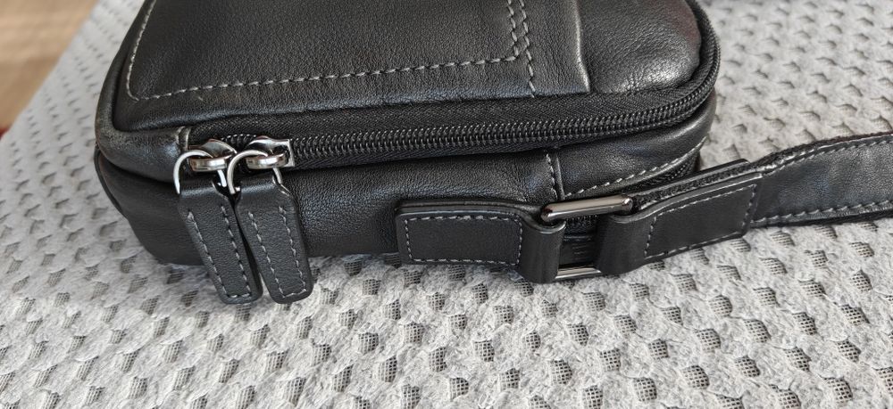 Bolsa FRANCIEL Paris de Ombro Slim Pele Preta