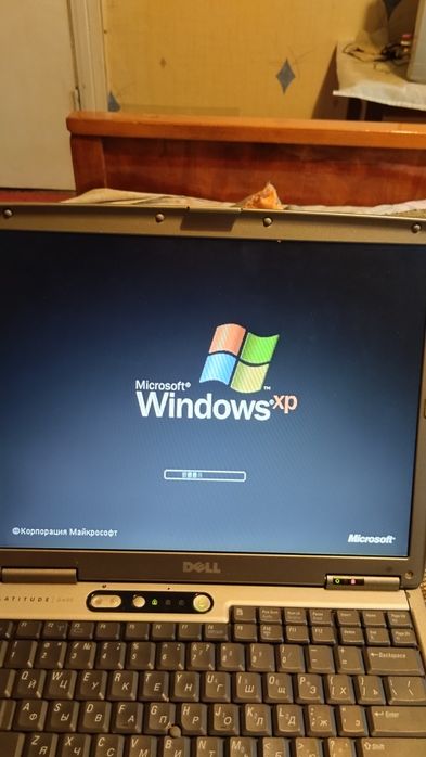 Ноутбук DELL Latitude D 600