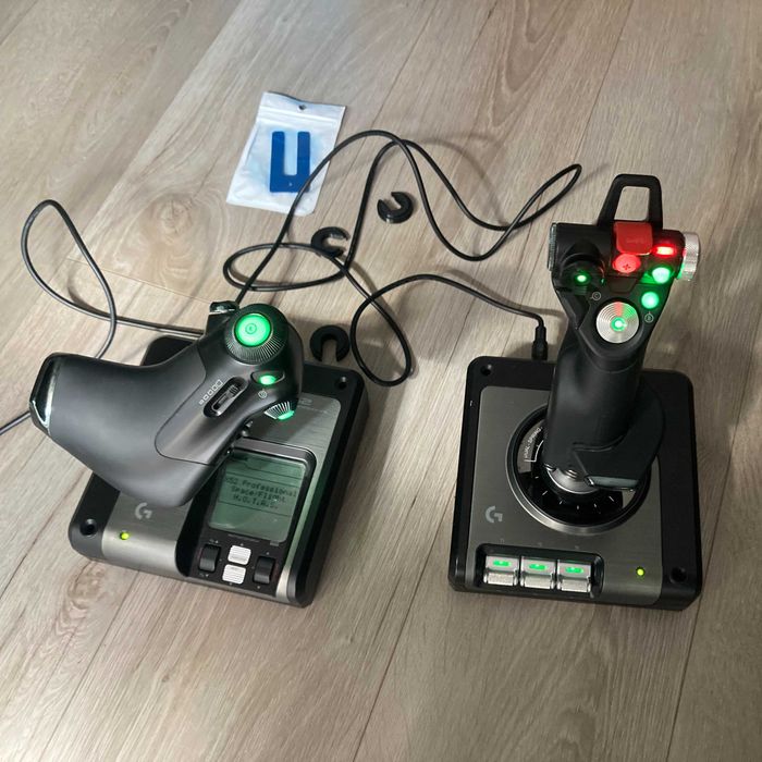 HOTAS Logitech X52 Pro + zestaw ulepszenia sprężyny