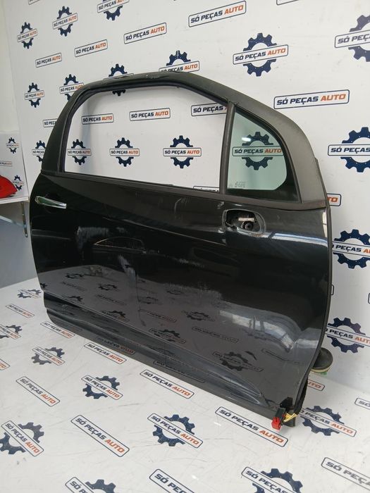 PORTA FRENTE DIREITA PRETO CITROEN DS3 1.6VTI ANO: 2016