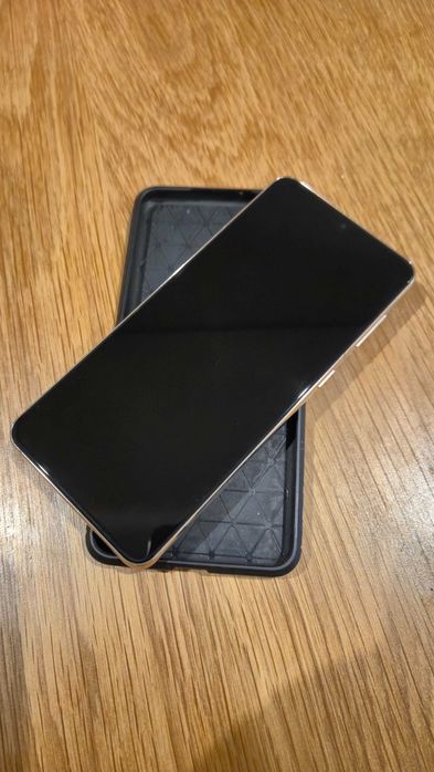 Samsung galaxy S21 plus