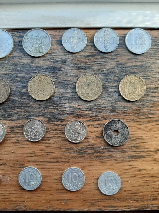 Moedas de Espanha (25, 5, 2, 1, 0,50, 0,10)