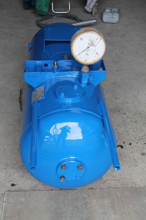 Kompresor sprężarka  -  Czytać opis