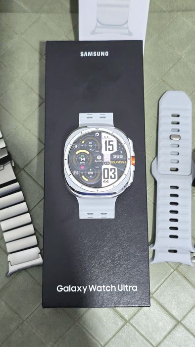 Galaxy Watch Ultra Titanium