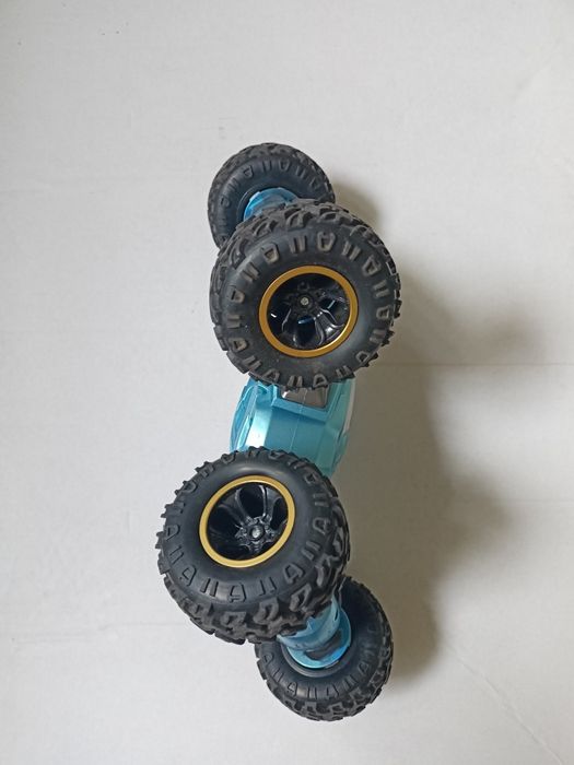 Машина-трансформер на радіокеруванні, перевертиш MOKA A034 та Shantou