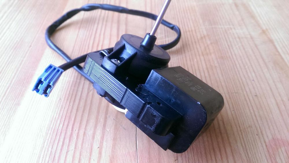 4 szt Motowentylator, silnik, silniczek do lodówek INDESIT