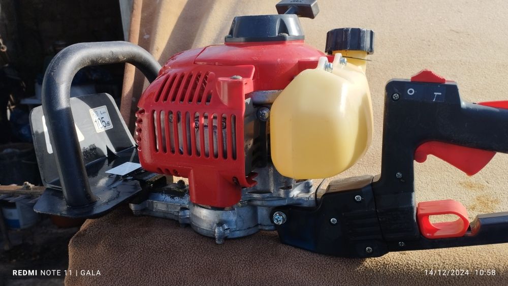 Corta sebes a gasolina