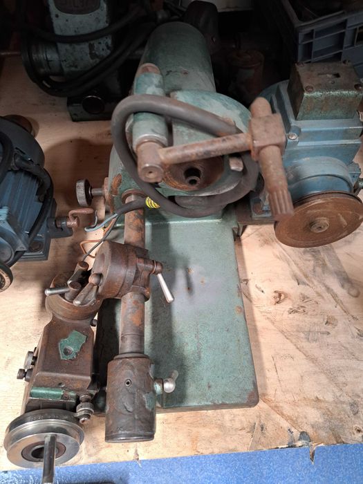 Máquina de afiar ferramentas universal #G296