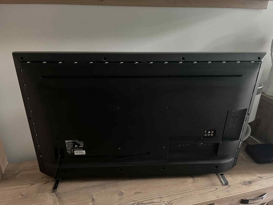 Telewizor Philips 43" idealny