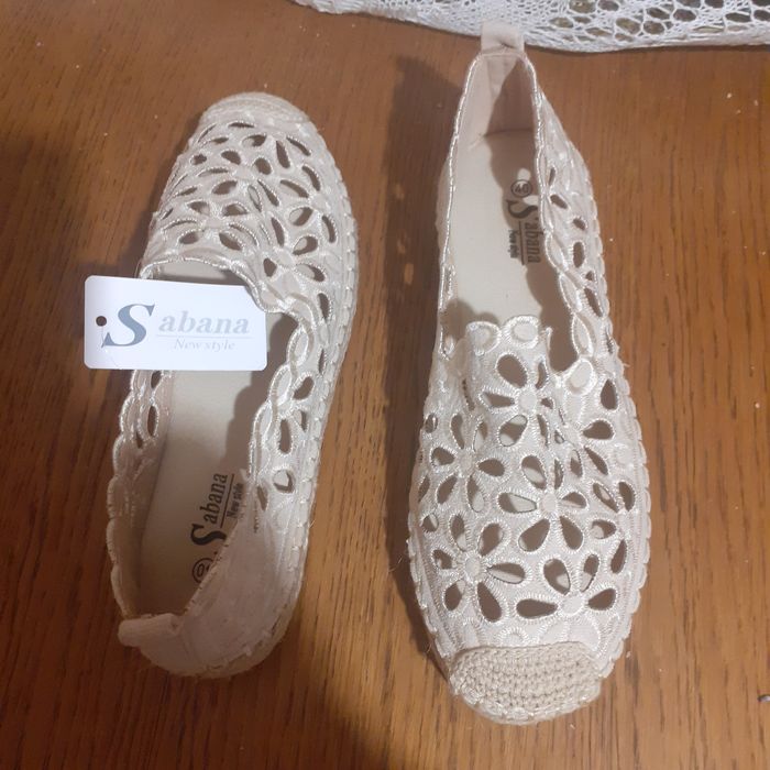 Ażurowe,tekstylne buty .