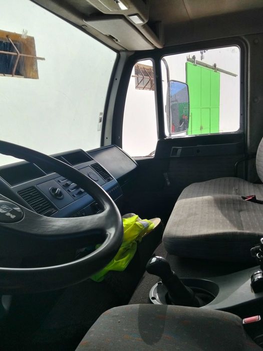 MAN Tri Basculante c/Grua