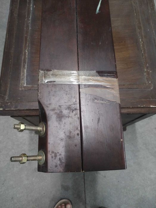 Mesa Rustica Para Varias Aplicações